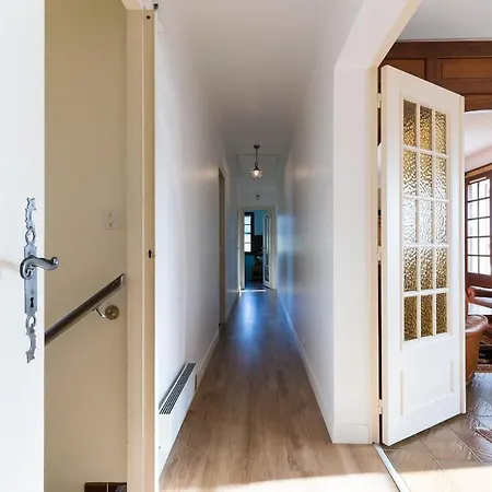 Apartament Typical Apartment With A Big Swiming Pool And A View Toward The Pyrenees *